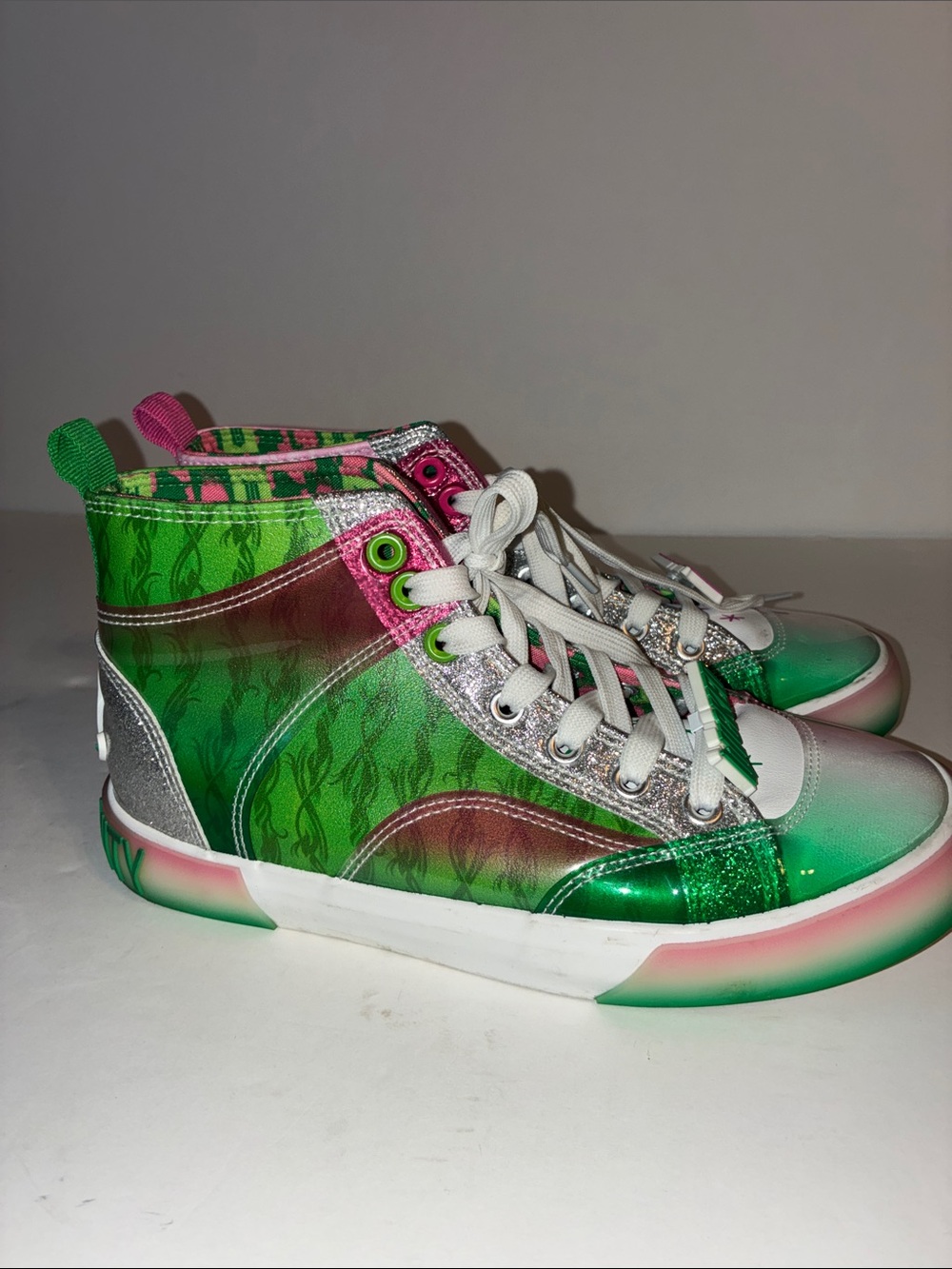 Ground Up, Women’s Size 6, Wicked High Tops - Picture 6 of 9